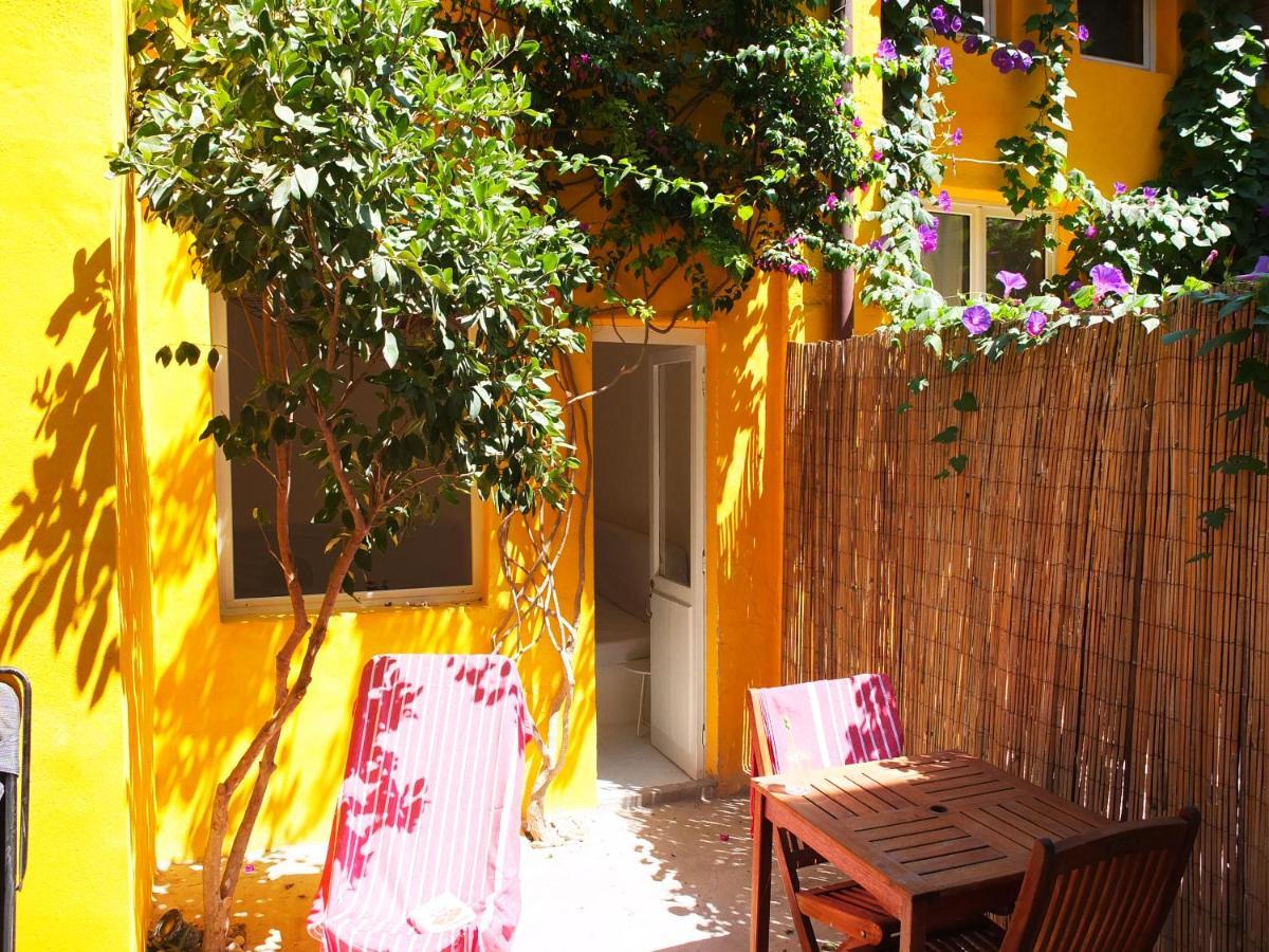 La Maison Jaune Σετ Εξωτερικό φωτογραφία